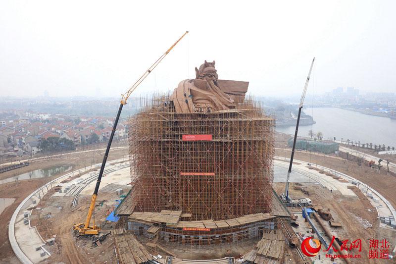 現(xiàn)全球最大關公青銅雕像，目測宇達施工（圖）