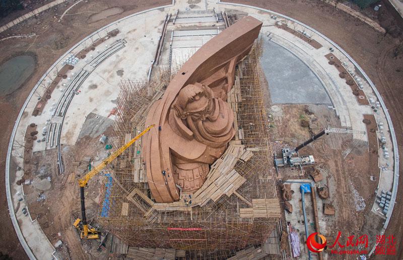 現(xiàn)全球最大關公青銅雕像，目測宇達施工（圖）